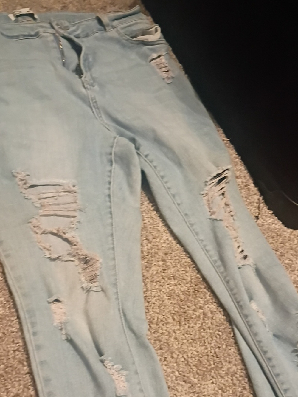Women’s Light Blue Skinny Ripped Jeans